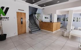 Hotel Waldorf